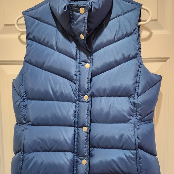 J Crew down puffer vest, Small, blue - Picture 5 of 8